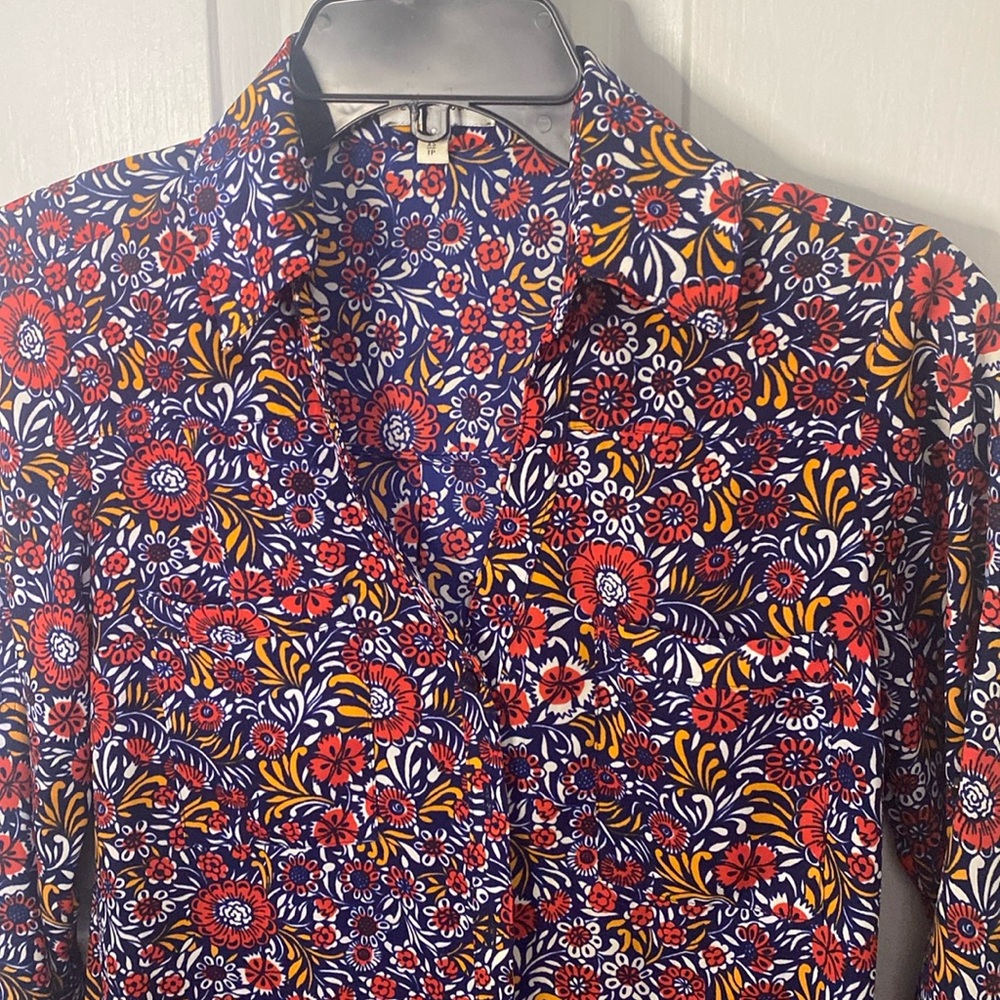 ❌ SOLD ❌ Express portofino shirt